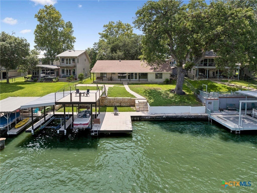 House in Seguin, Texas, United States 1 - 18330332