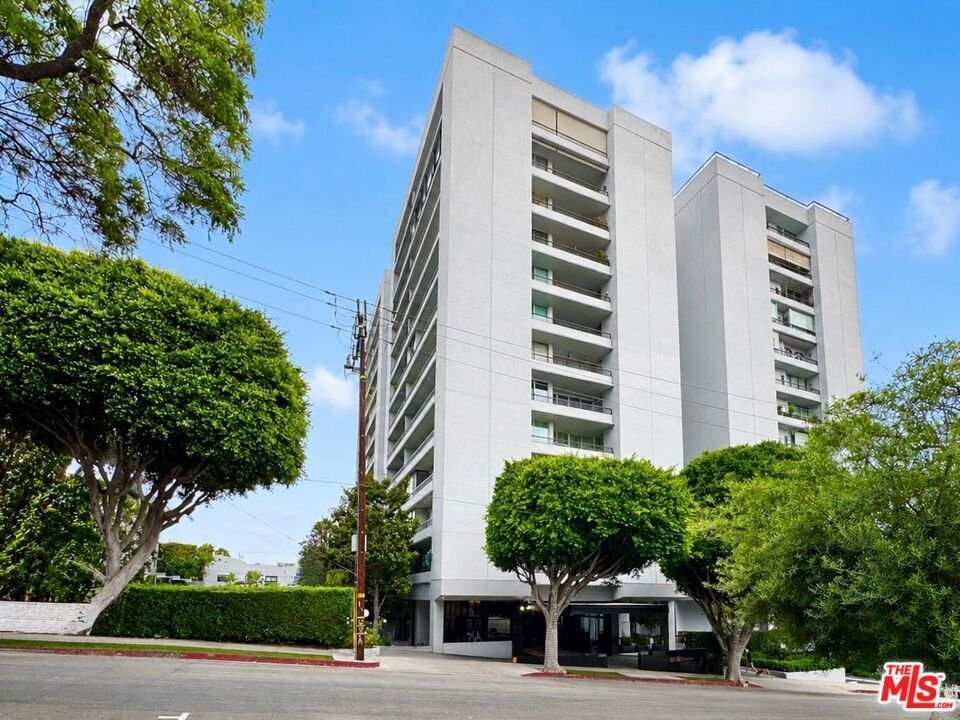 Condo in Los Angeles, California, United States 4 - 18329627