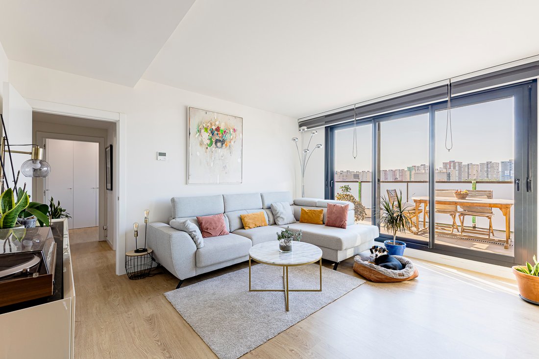 Apartment in Districte I, l'Hospitalet de Llobregat, Spain 2 - 18330427
