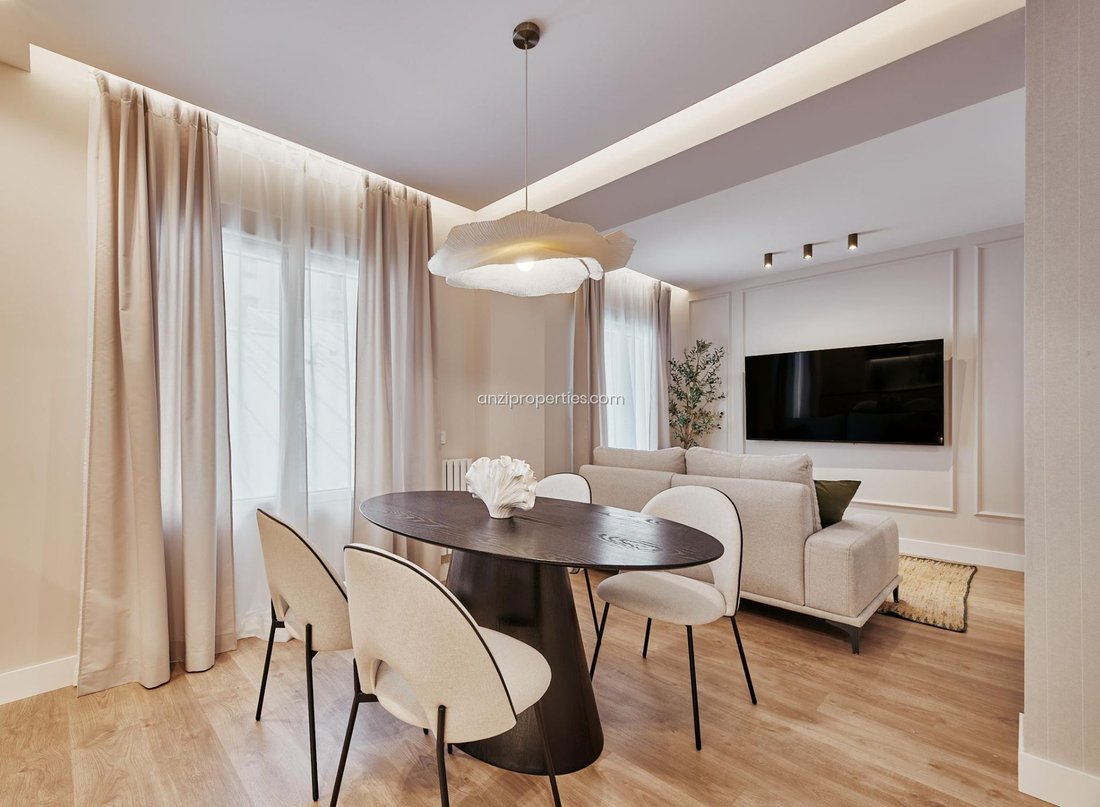 Apartment in Chamberi, Madrid, Spain 2 - 18330411