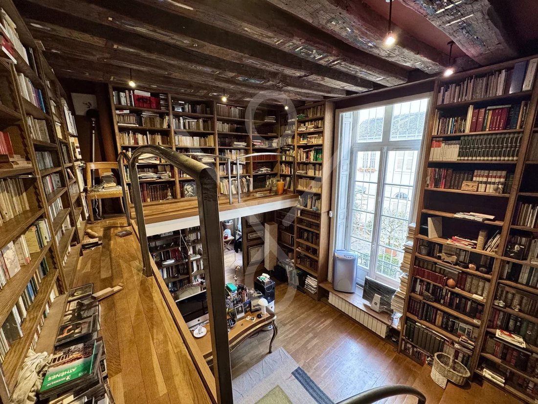 House in Saint Gervais, Paris 4e Arrondissement, Paris 2 - 17694233
