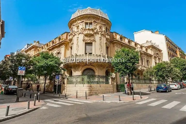 Apartment in Chamberi, Madrid, Spain 1 - 18330055