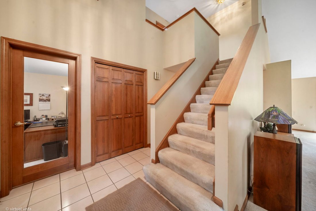 House in Bolingbrook, Illinois, United States 3 - 18330265