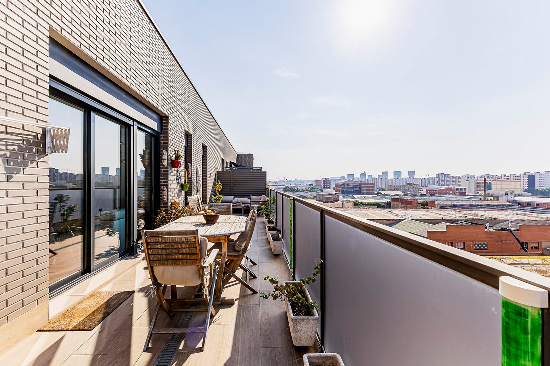 Apartment in Districte I, l'Hospitalet de Llobregat, Spain 1 - 18330427