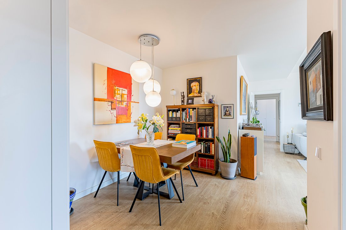 Apartment in Districte I, l'Hospitalet de Llobregat, Spain 4 - 18330427