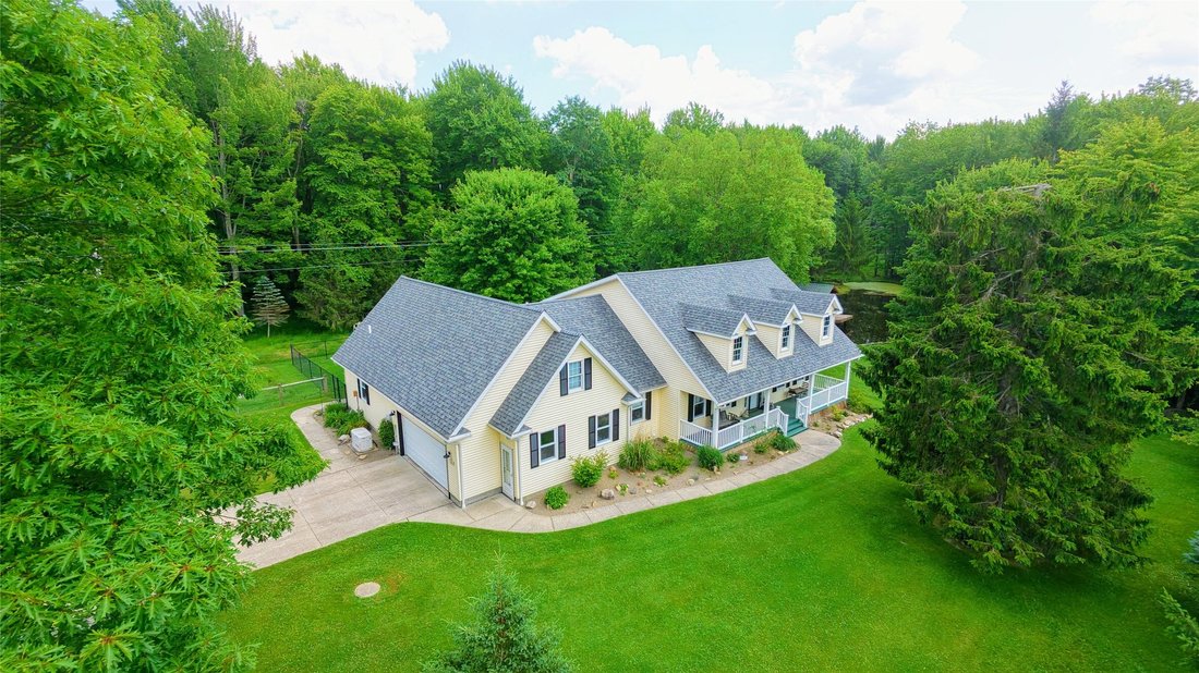 House in Albion, Pennsylvania, United States 2 - 18330392