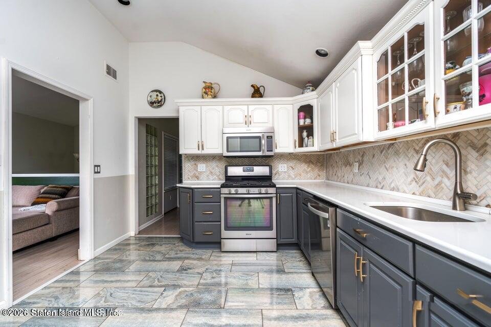 Apartment in New York, New York, United States 5 - 18329366