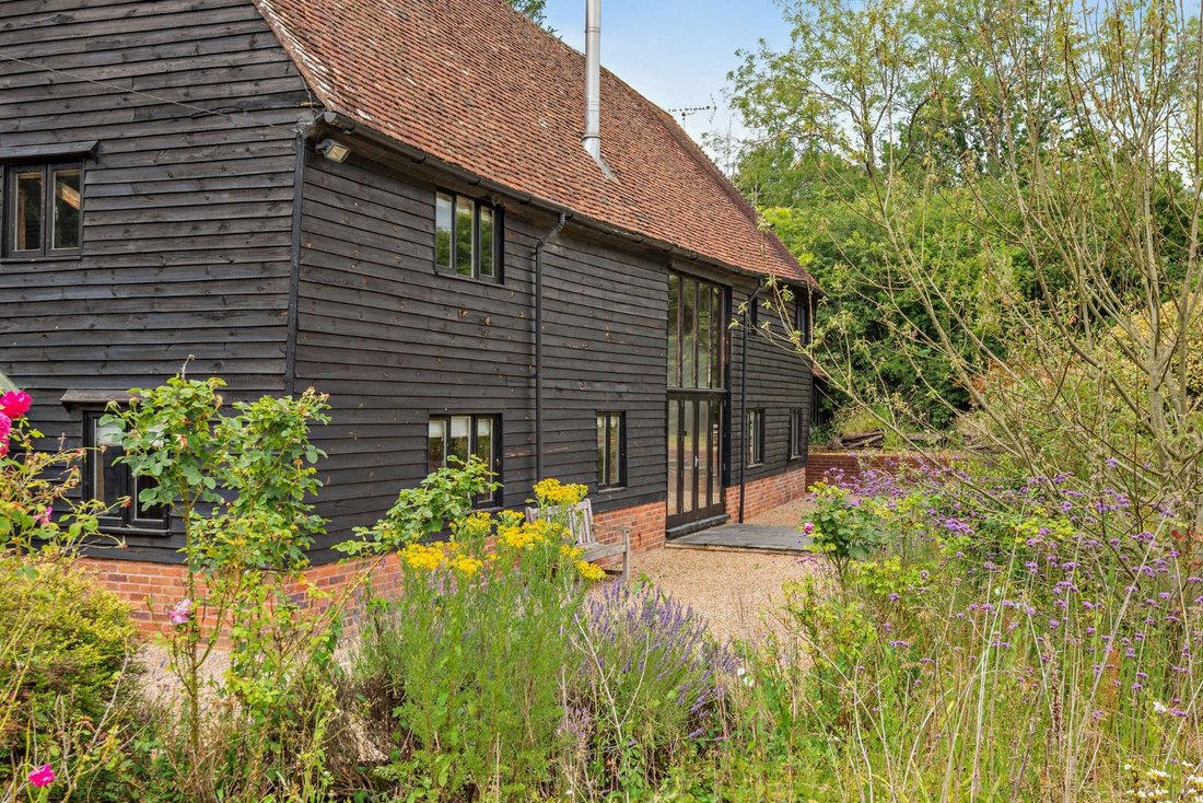 House in Rudgwick, England 5 - 17240364