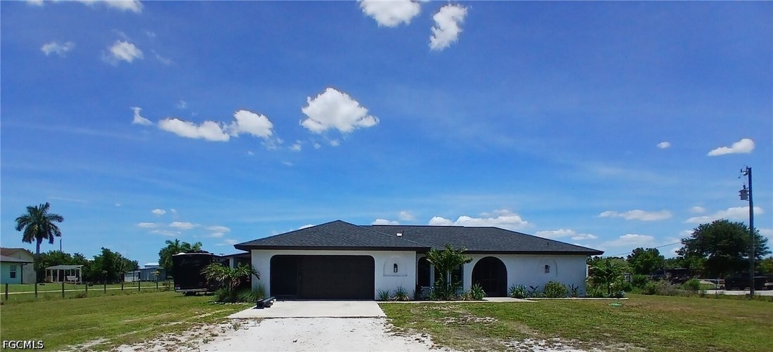 House in Cape Coral, Florida, United States 1 - 18327148