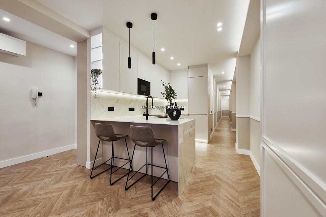 Apartment in Chamberi, Madrid, Spain 3 - 18330401