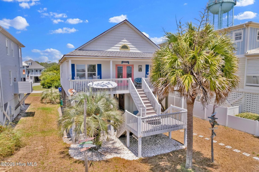 House in Oak Island, North Carolina, United States 1 - 18327362
