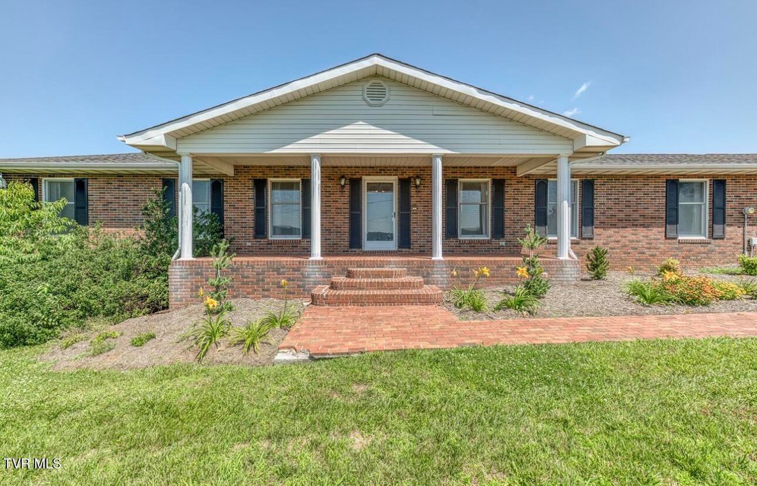 House in Elizabethton, Tennessee, United States 3 - 18329807