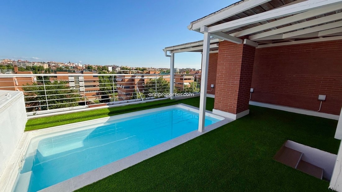 Apartment in La Moraleja, Alcobendas, Comunidad de Madrid 3 - 18329503