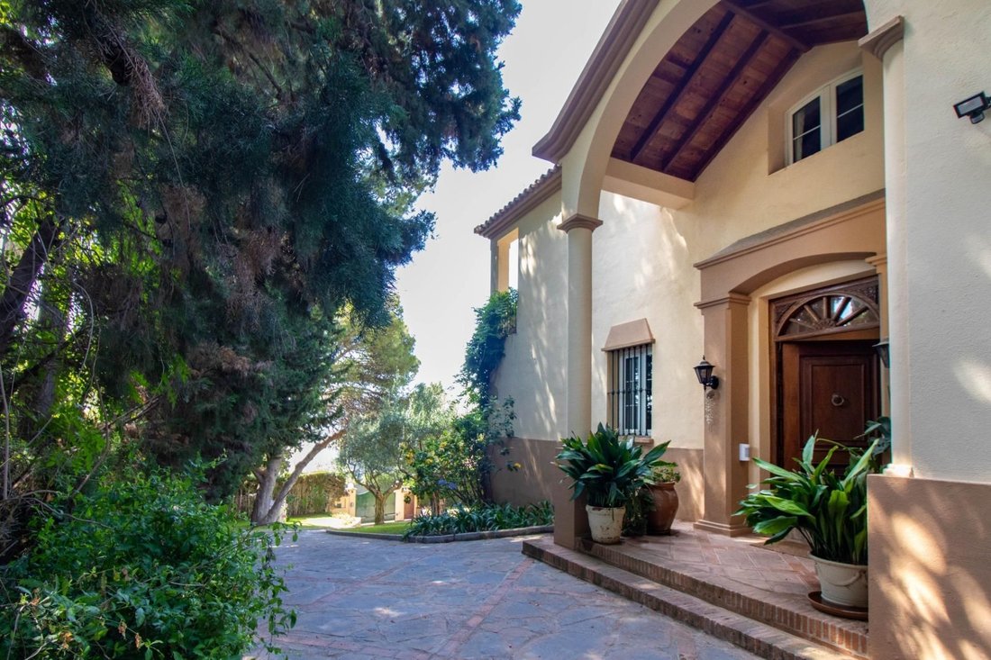 Villa in Sierra Blanca, Marbella, Spain 3 - 18329294