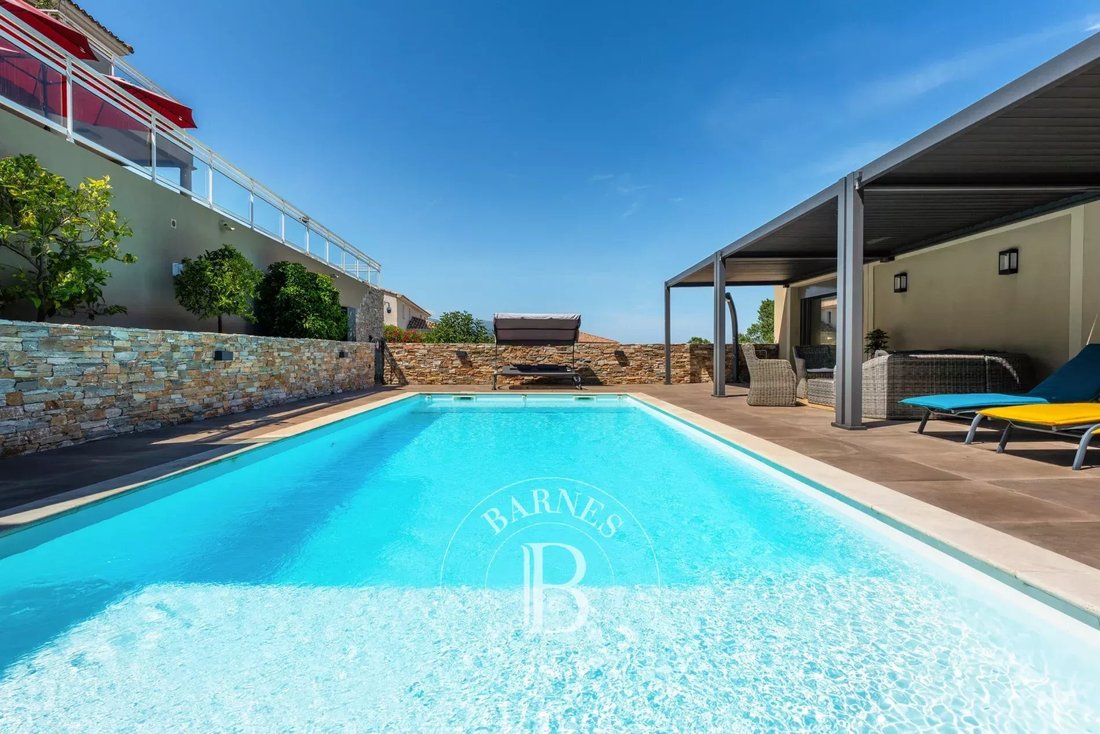 Villa in Ouest, Biguglia, France 1 - 18328498