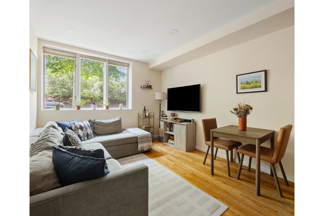 Condo in New York, New York, United States 3 - 18331702