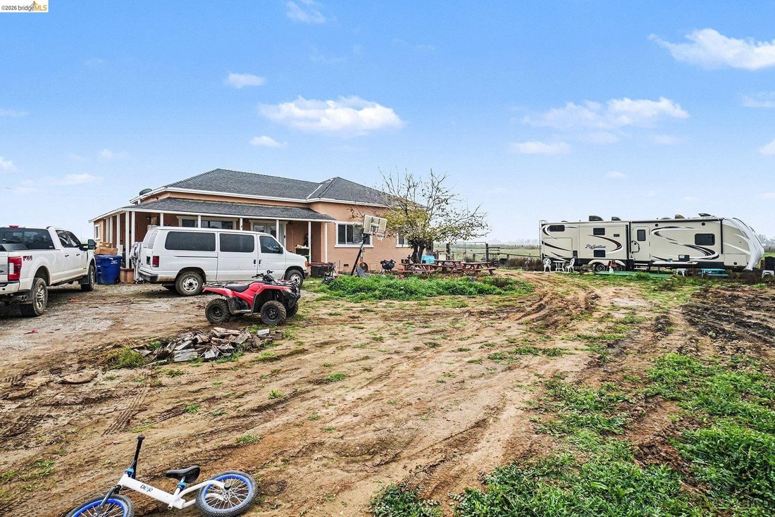 House in Byron, California, United States 5 - 18327299