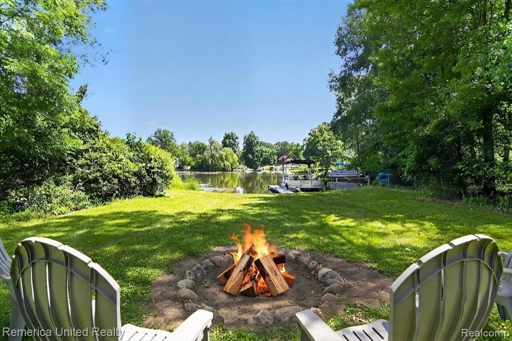 House in Township of Hamburg, Michigan, United States 5 - 18326799