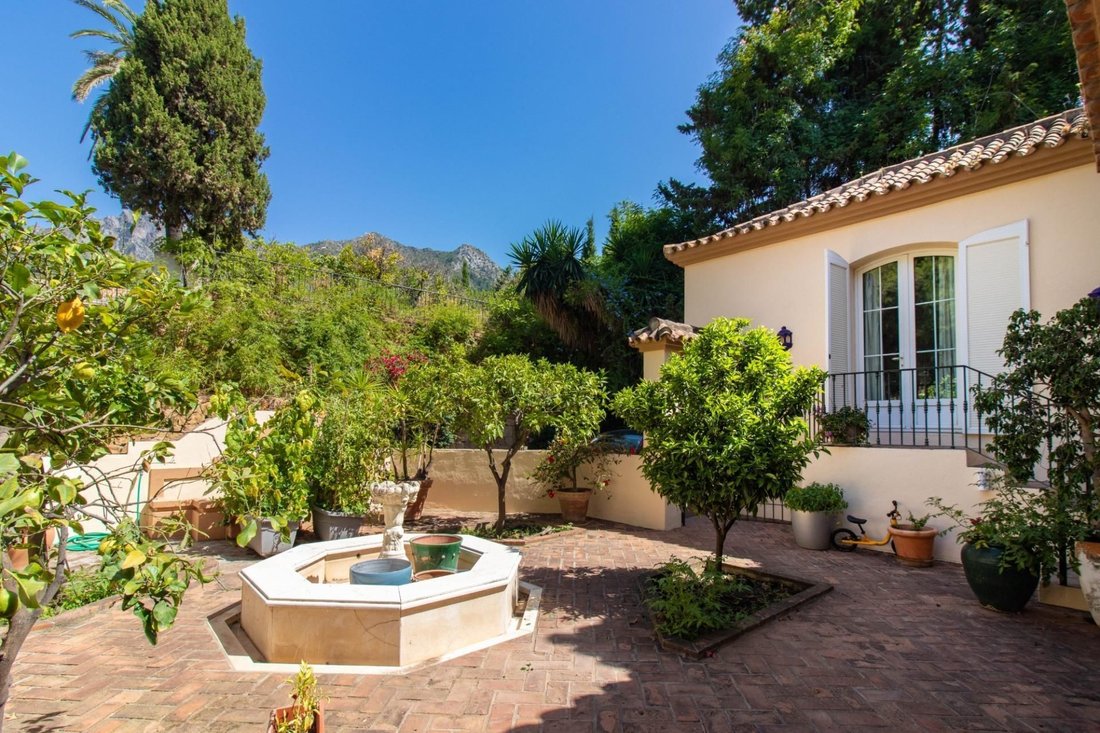 Villa in Sierra Blanca, Marbella, Spain 4 - 18329294