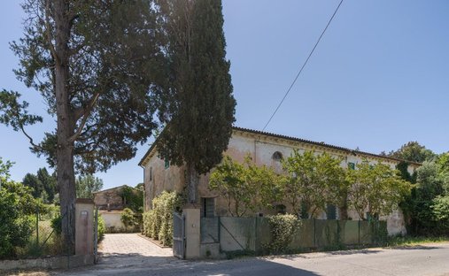 Country House in Casciana Terme Lari, Tuscany, Italy 1