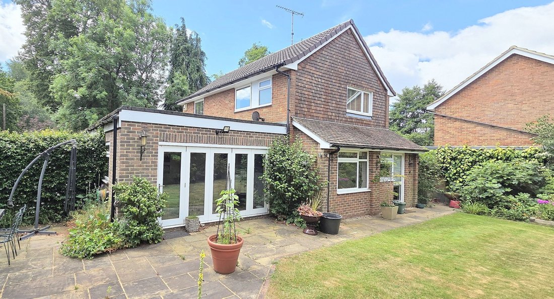 House in Lindfield, England 1 - 17099836