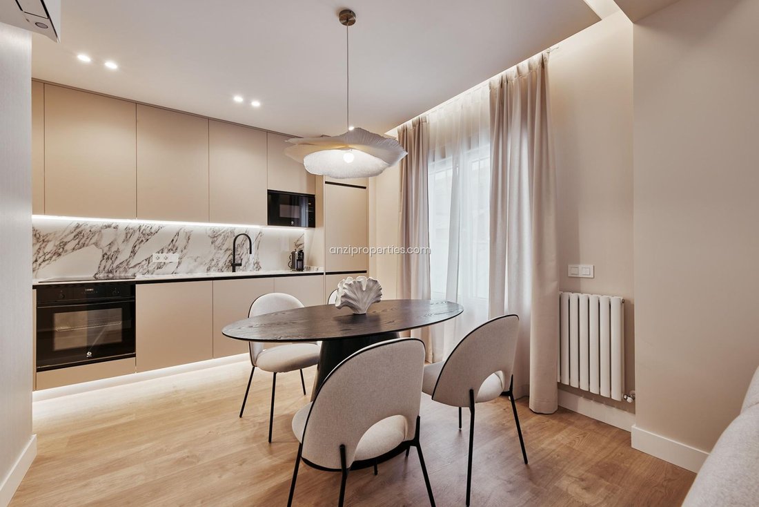 Apartment in Chamberi, Madrid, Spain 3 - 18330411