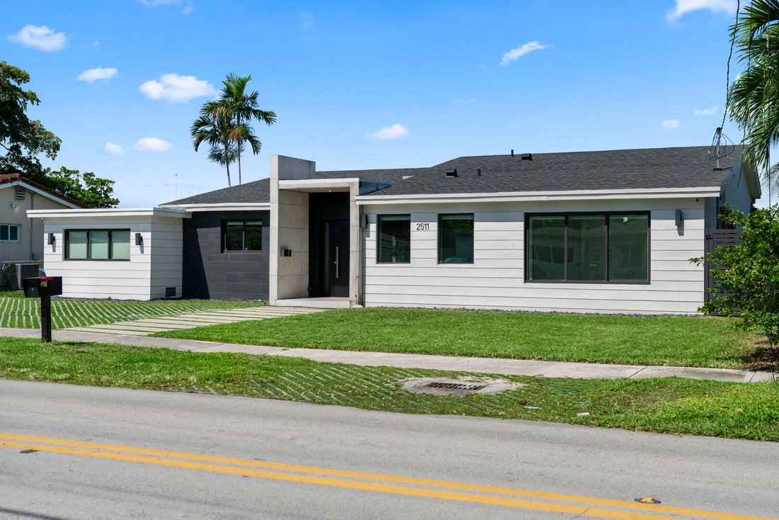 House in Aventura, Florida, United States 4 - 16634907