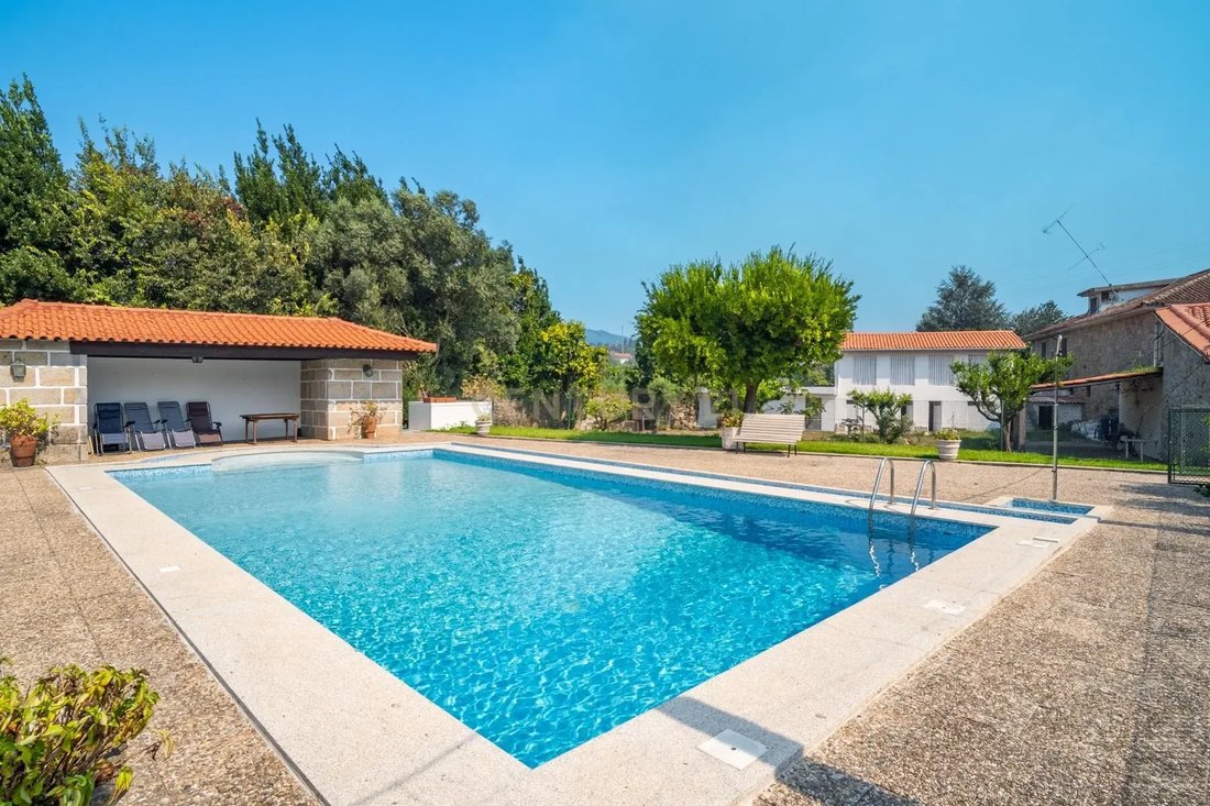 Villa in Ferreiros, Prozelo e Besteiros, Braga, Portugal 5 - 15183432