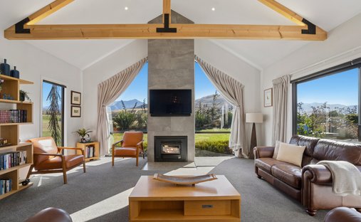 House in Queenstown, Otago, New Zealand 1