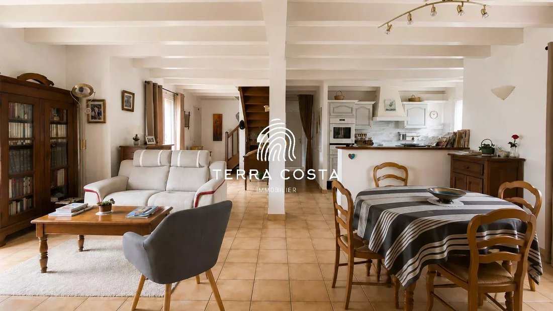 Casa a Est, Saint-Vincent-de-Tyrosse, Francia 3 - 18326888