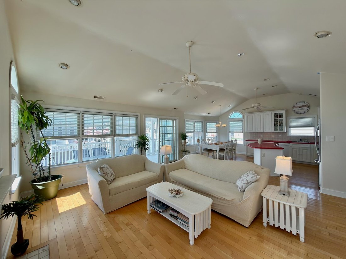 Townhouse in Sea Isle City, New Jersey, United States 3 - 18329145