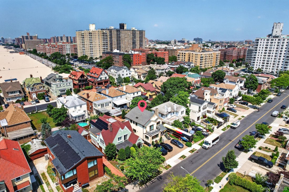 House in New York, New York, United States 4 - 18095098