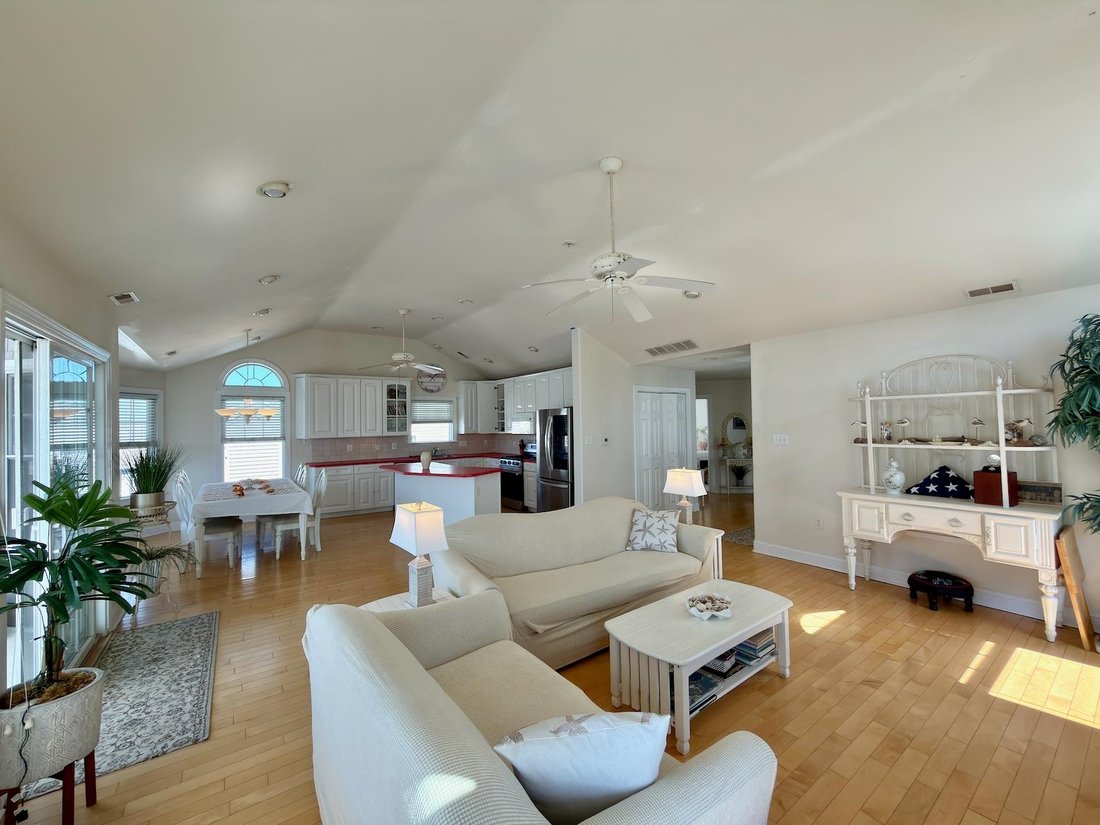 Townhouse in Sea Isle City, New Jersey, United States 4 - 18329145