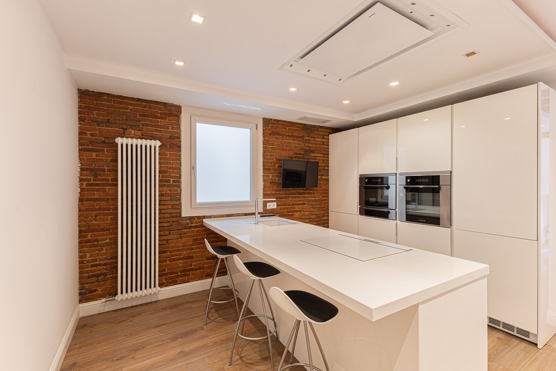 Apartment in Eixample, Barcelona, Spain 4 - 18330054