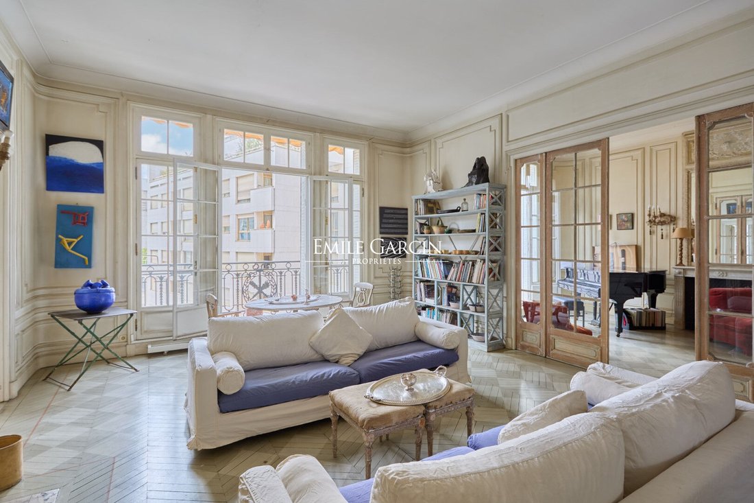 Apartment in Invalides, Paris 7e Arrondissement, Paris 2 - 18328506