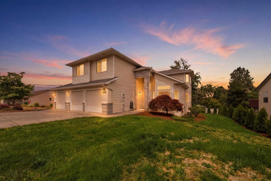 House in Salem, Oregon, United States 1 - 18282322