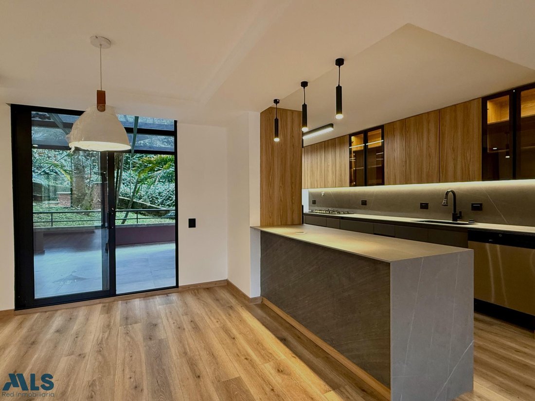 Apartment in Medellín, Antioquia, Colombia 1 - 18327563