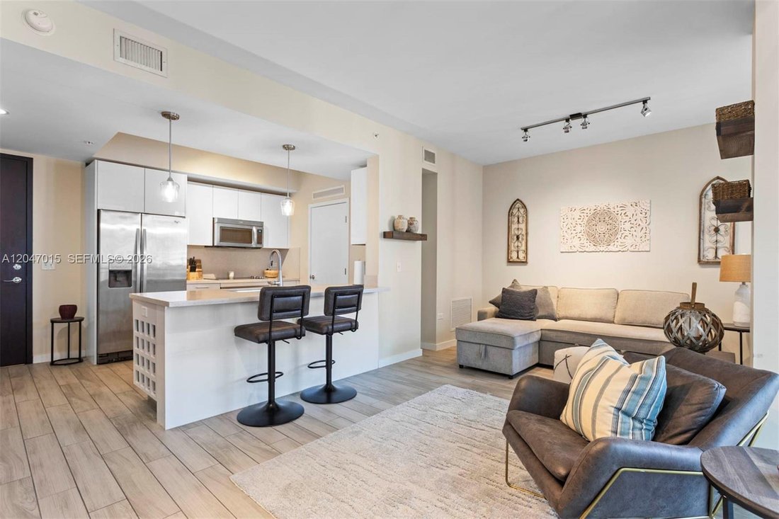 Condo in Miami, Florida, United States 2 - 18331667