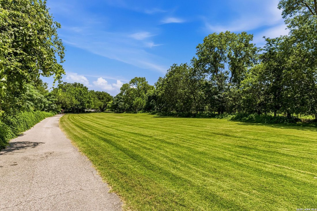 House in New Braunfels, Texas, United States 4 - 18327533