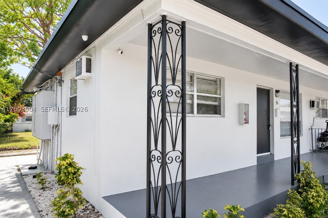 Hollywood, Florida, United States 3 - 17729788