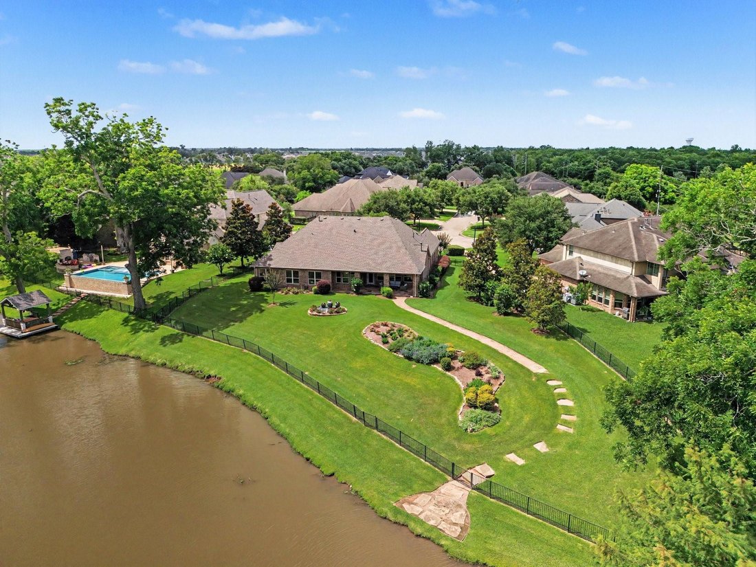 House in Fulshear, Texas, United States 5 - 18331343