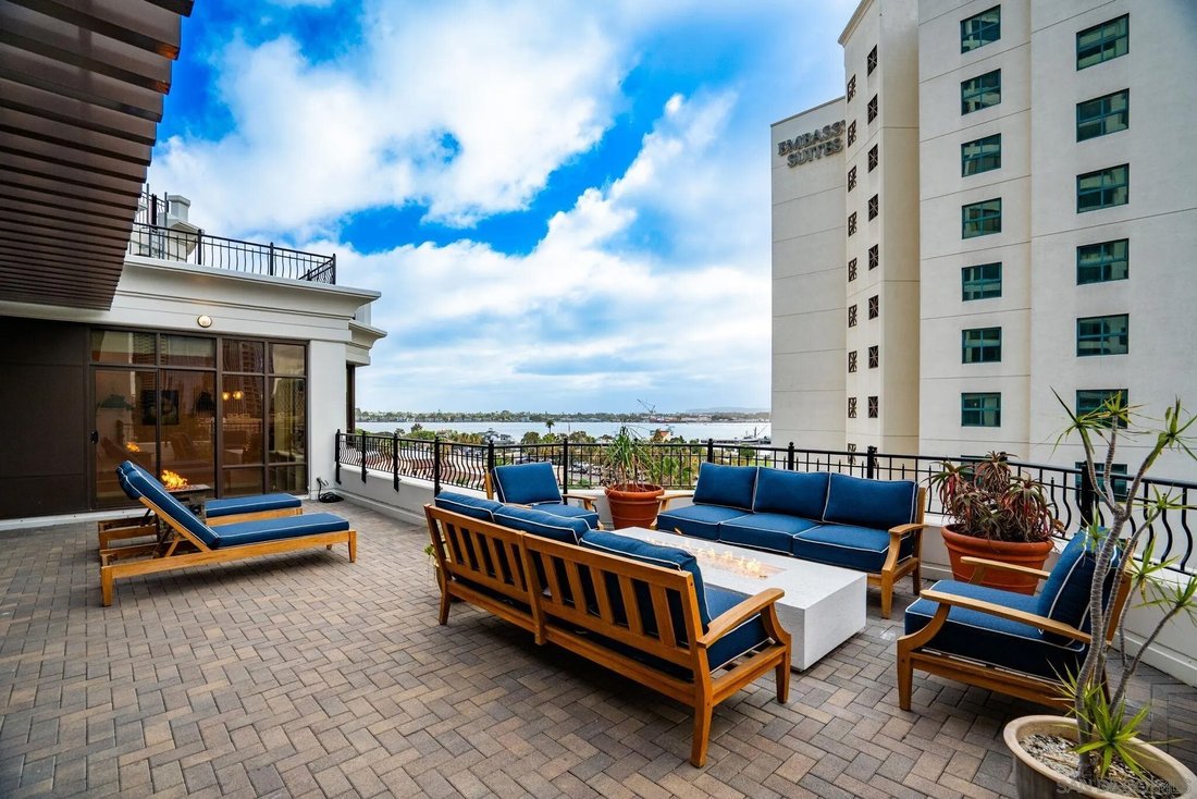 Condo in San Diego, California, United States 1 - 18327317
