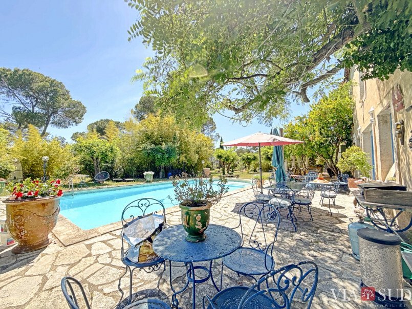 Villa in Lespignan, Occitania, France 4 - 18327843