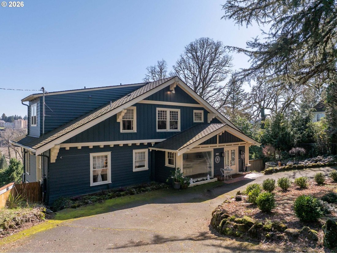 House in Lake Oswego, Oregon, United States 3 - 18331560