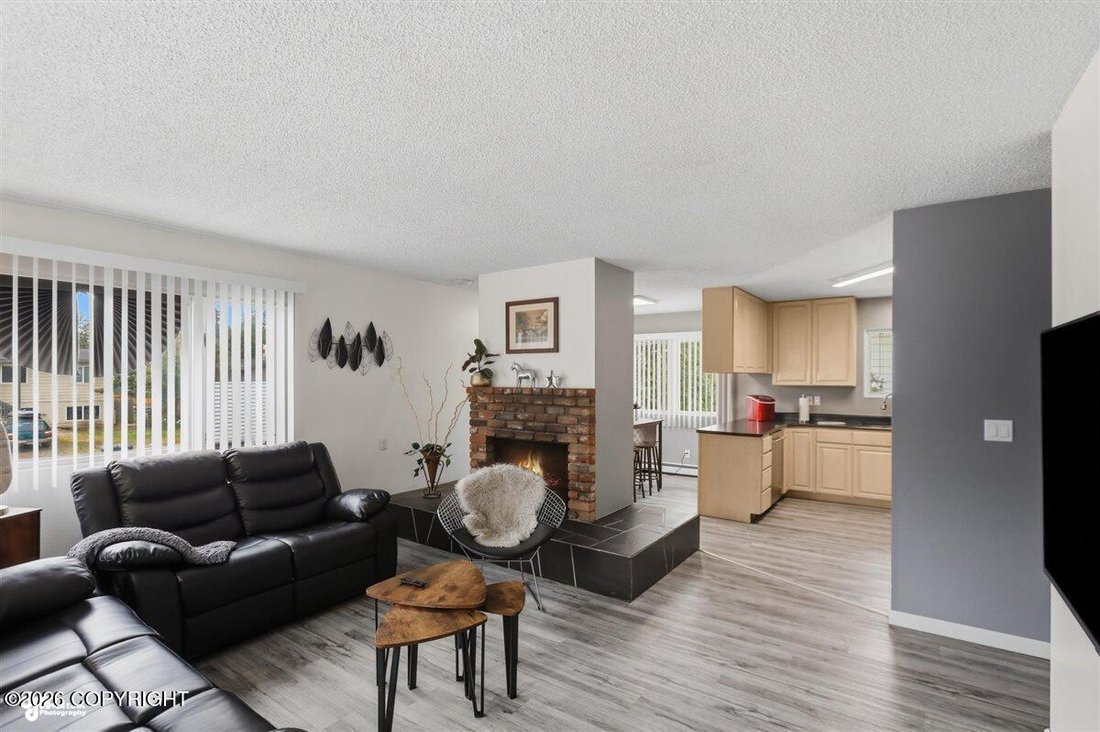 Anchorage, Alaska, United States 5 - 18326700