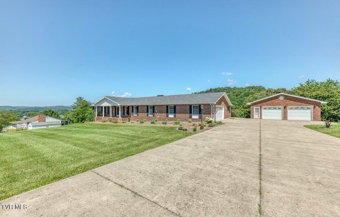 House in Elizabethton, Tennessee, United States 1 - 18329807