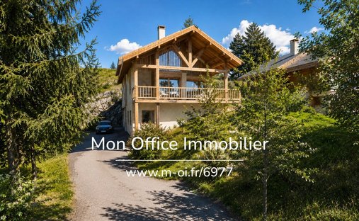 Chalet in La Salle-les-Alpes, Provence-Alpes-Côte d'Azur, France 1