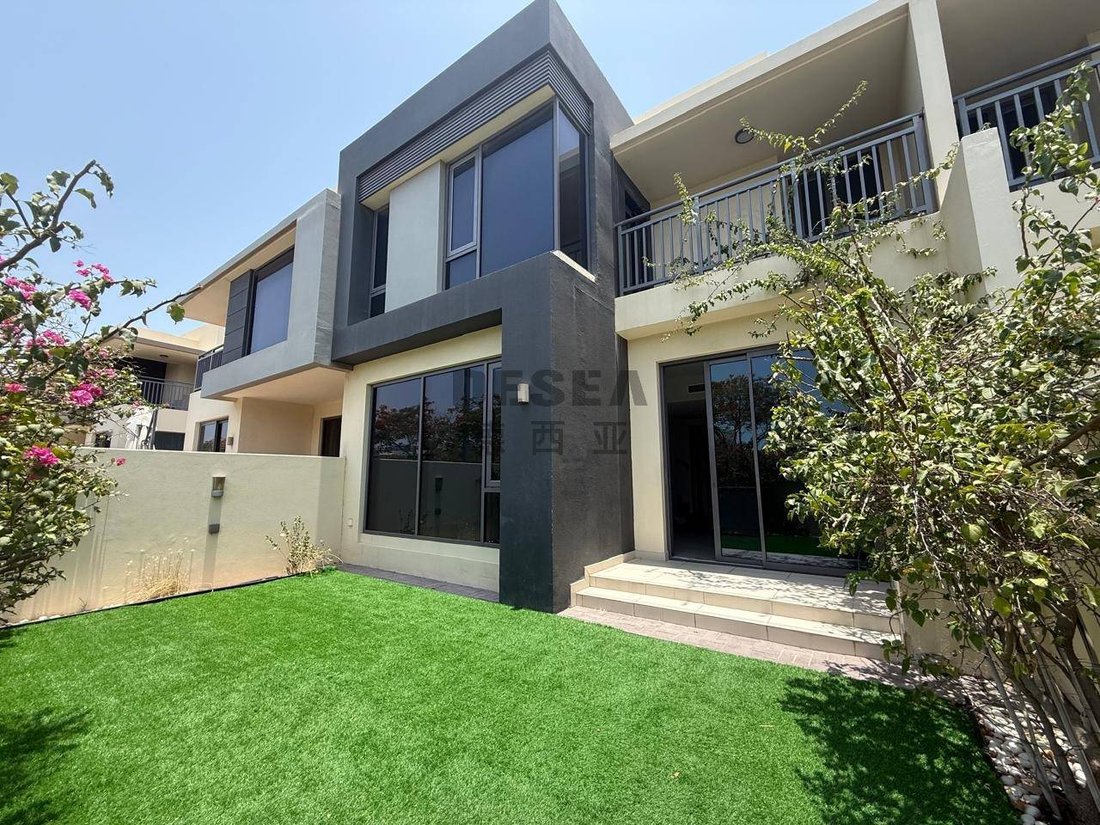 Townhouse in Dubai Hills Estate, Dubai, United Arab Emirates 1 - 18327892