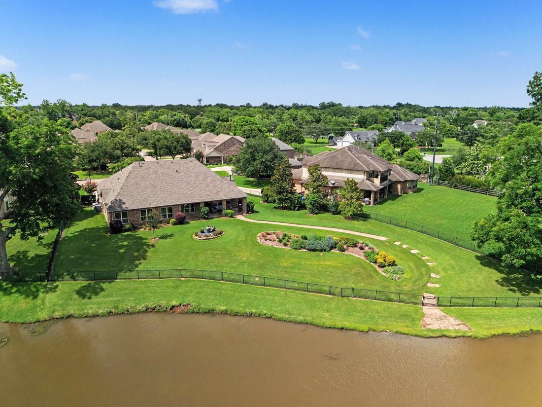 House in Fulshear, Texas, United States 1 - 18331343