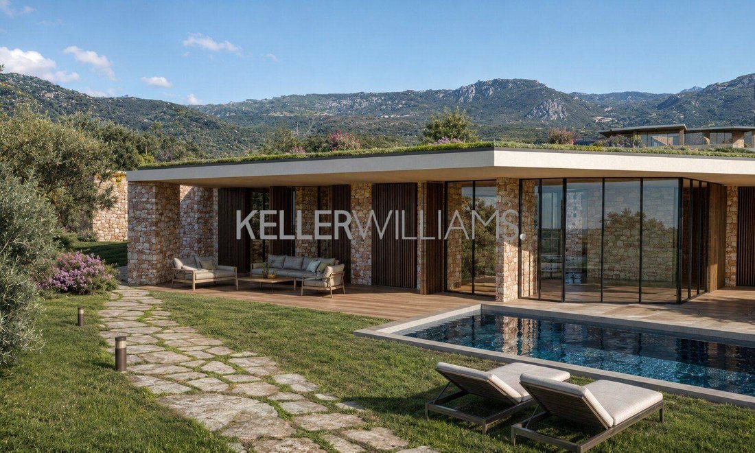 Villa in Trinita d'Agultu e Vignola, Sardinia, Italy 1 - 18328044